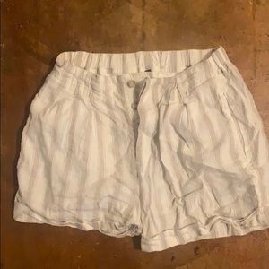 SUPER CUTE HIGH WASITED LOOSE SHORTS